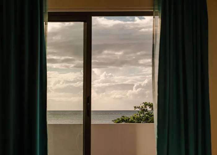 Stella Marris Beachfront Villa